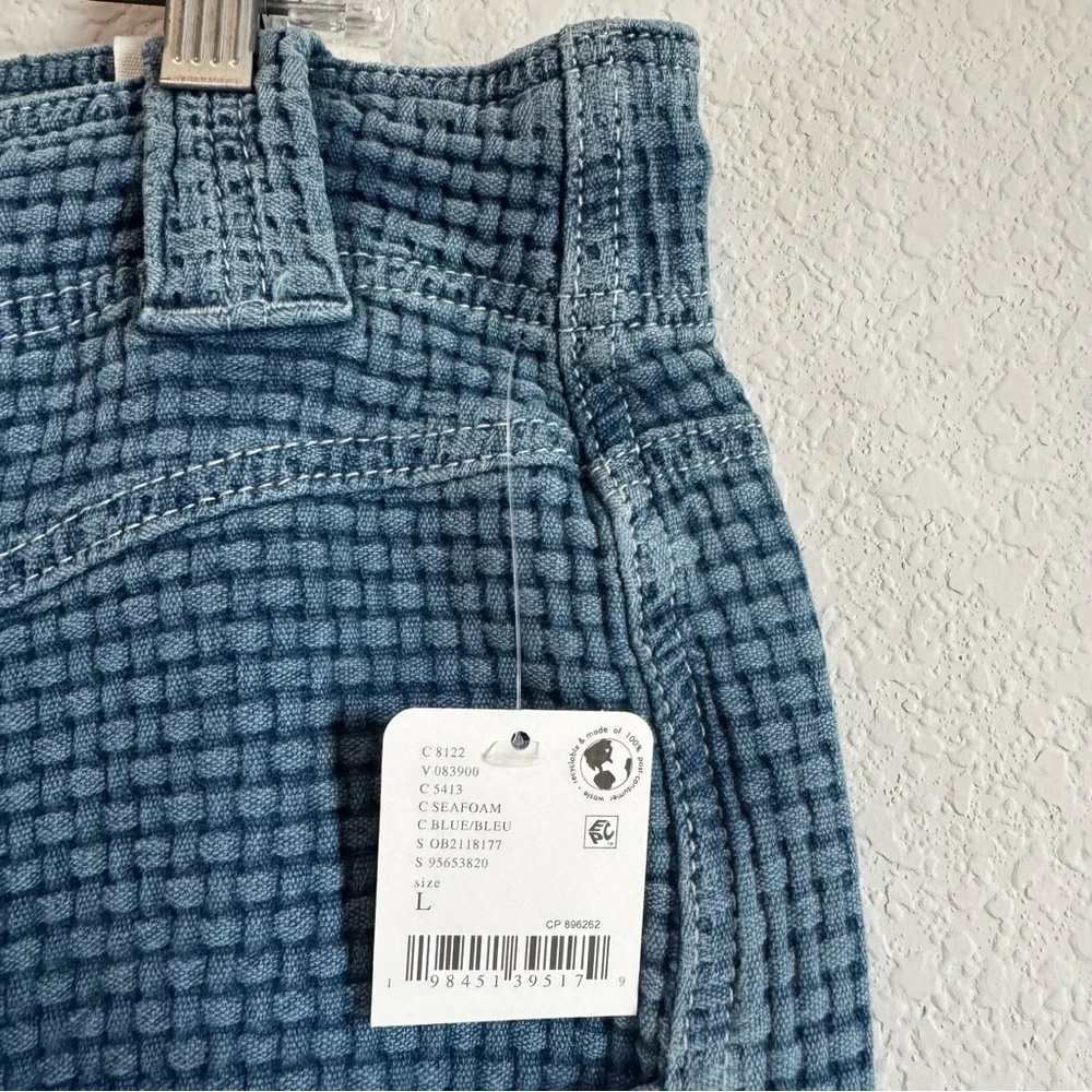 Free People We The Free Washed Away Textured Pull On Boyfriend
Jeans Size Large - Picture 6 of 14
